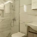 Spiros House Апартаменты *