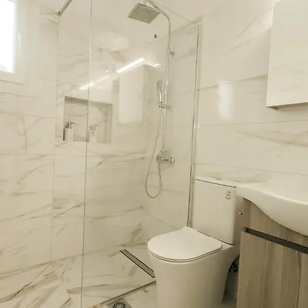 Apartament Spiros House *